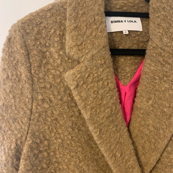 NWOT Luxurious BIMBA Y LOLA long textured coat size Small - Picture 7 of 7